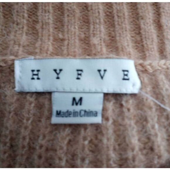 HYFVE TAN RED DRESS BOUTIQUE ALL GROWN UP TAN SWEATER SZ.M NWT. - Picture 7 of 10